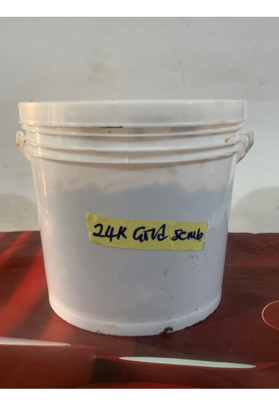 24k Gold Scrub